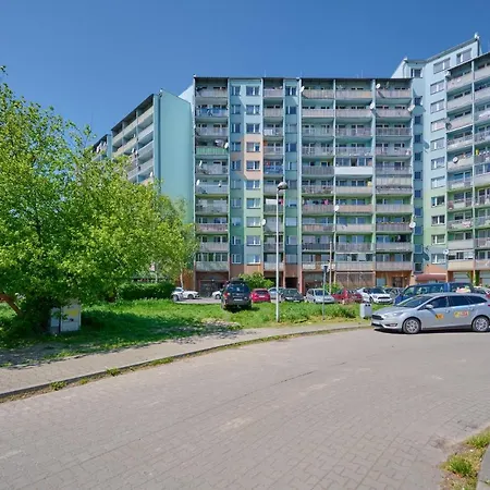 Beautiful & Bright Studio Krynicka For 3 Guests By Noclegi Renters Wroclaw Exterior photo
