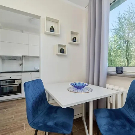 Beautiful & Bright Studio Krynicka For 3 Guests By Noclegi Renters Wroclaw Exterior photo