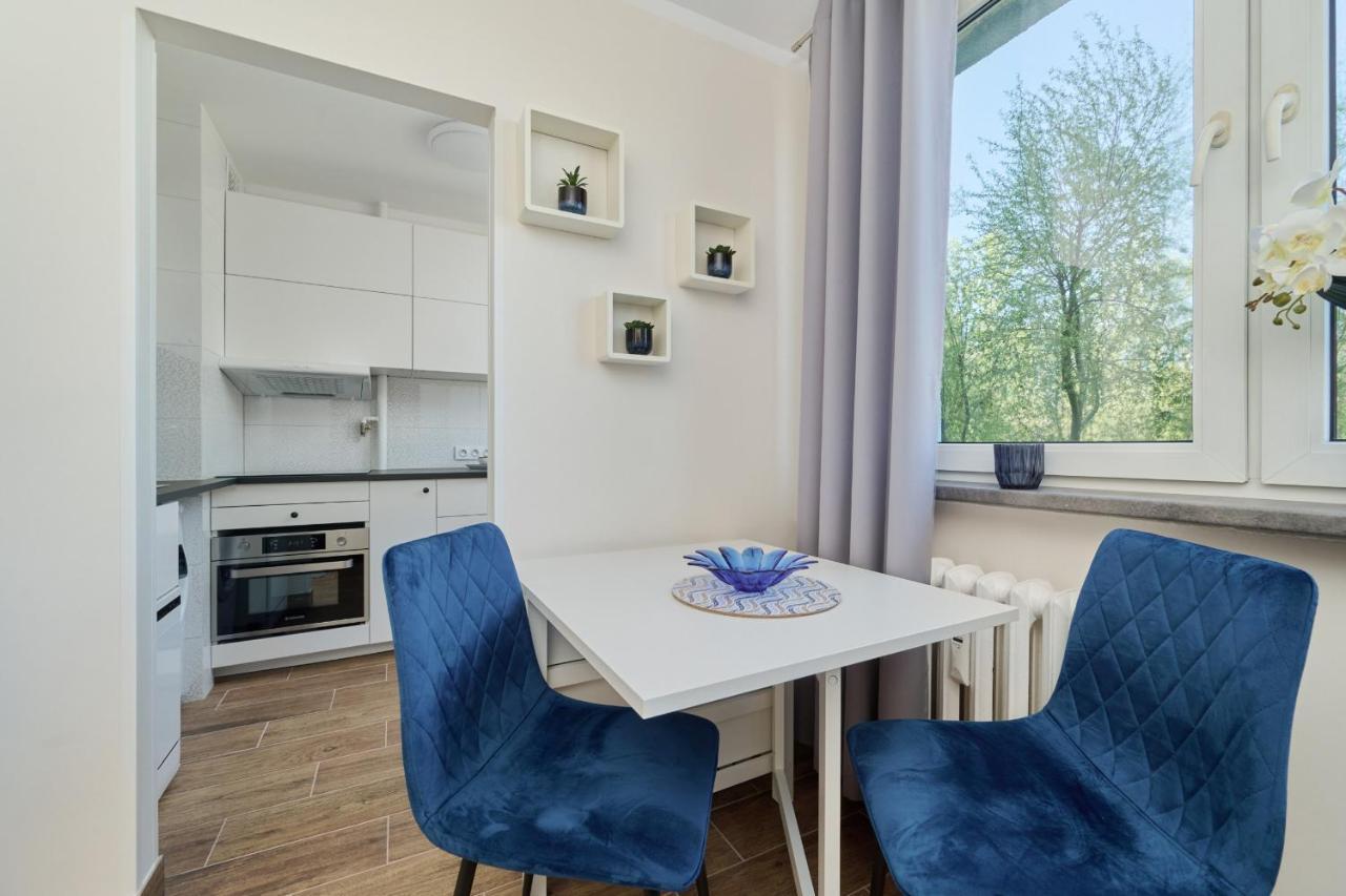 Apartment Beautiful & Bright Krynicka For 3 Guests By Renters *